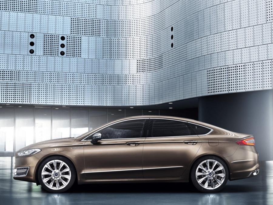  Ford Mondeo Vignale Concept 2013 года  (фото 3 из 5)